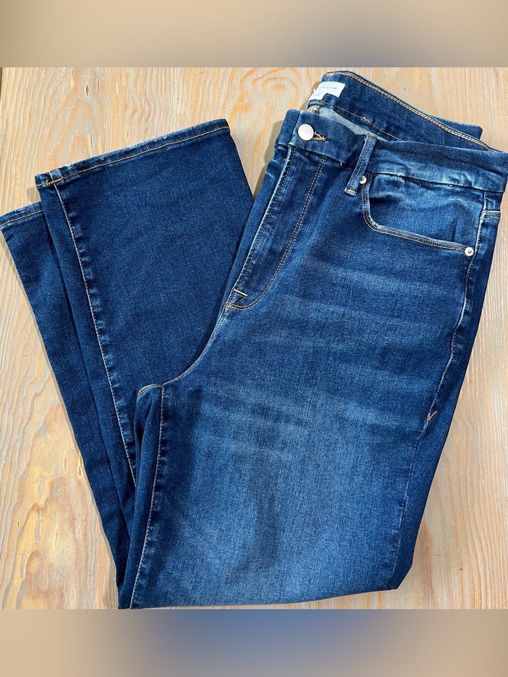 Good American “good legs” straight leg Jean in indigo size 14-18